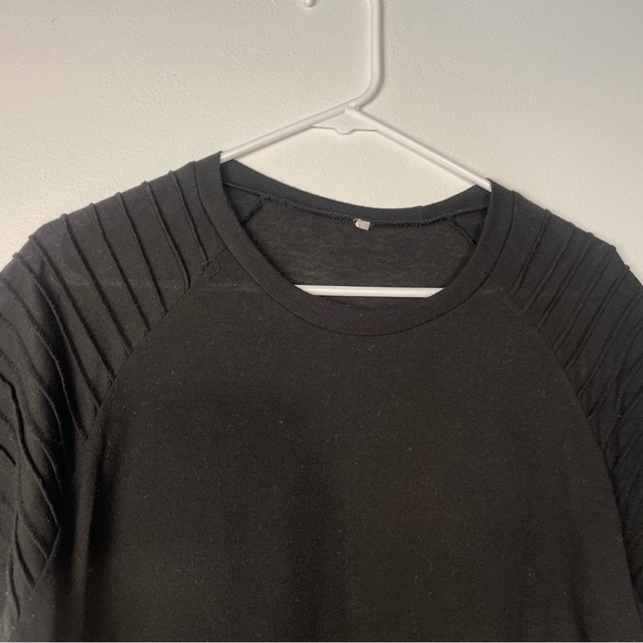 753. Men’s Fashion Basic T-Shirt - Picture 3 of 7